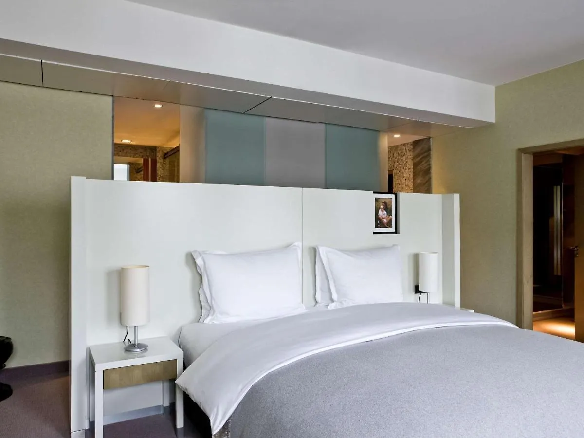 Hotel Sofitel Hamburg Alter Wall