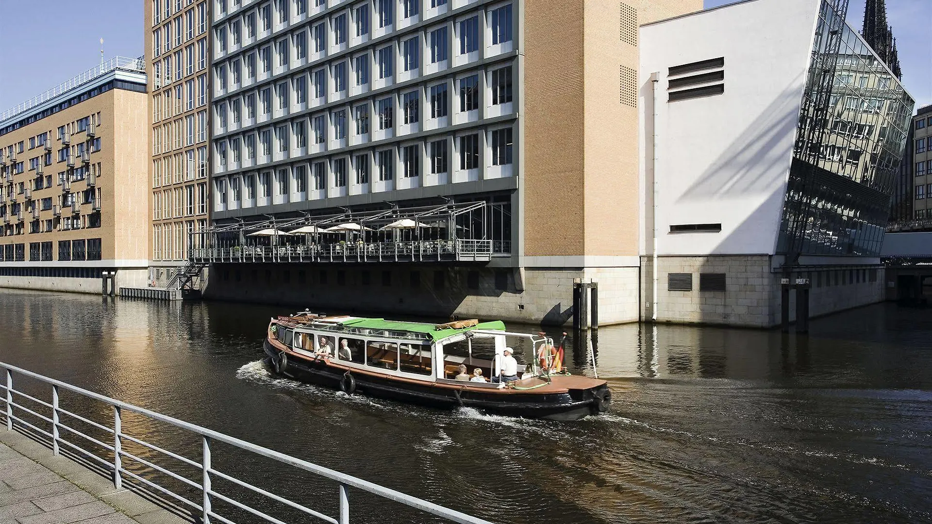 Hotell Sofitel Hamburg Alter Wall