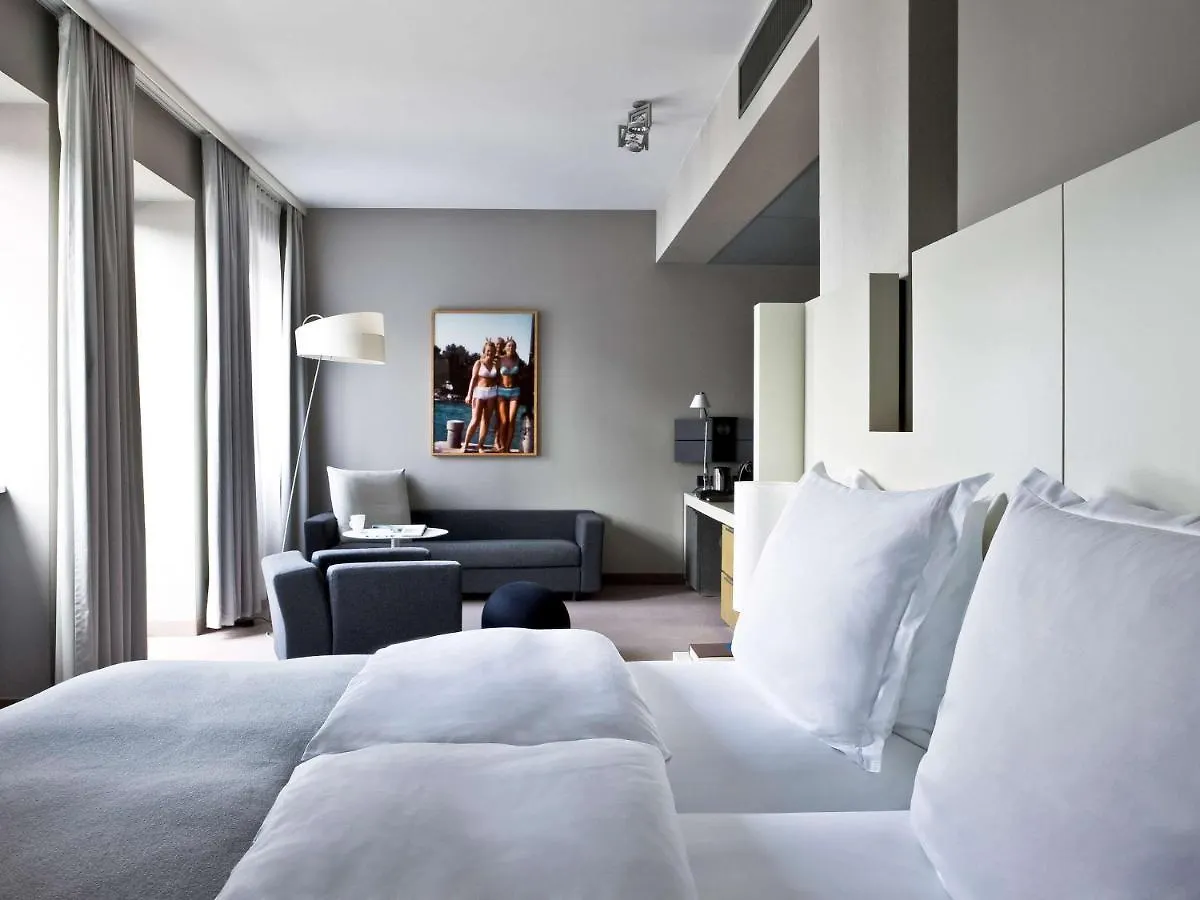Sofitel Hamburg Alter Wall 5*,
